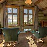 Med Flott Havutsikt Ved Hauklandstranden