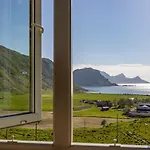 Dom wakacyjny Med Flott Havutsikt Ved Hauklandstranden Leknes