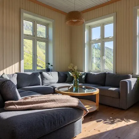 Hébergement de vacances Med Flott Havutsikt Ved Hauklandstranden *
