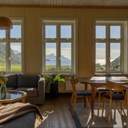 Hébergement de vacances Med Flott Havutsikt Ved Hauklandstranden Leknes