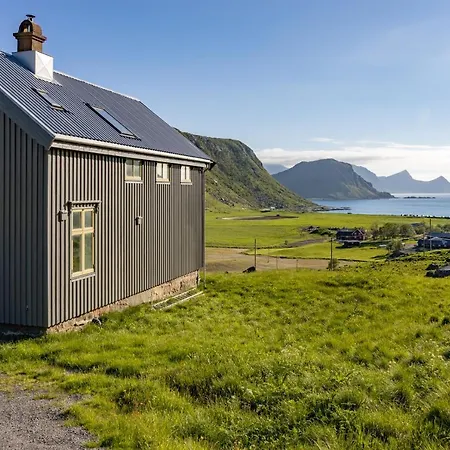 Med Flott Havutsikt Ved Hauklandstranden * Leknes