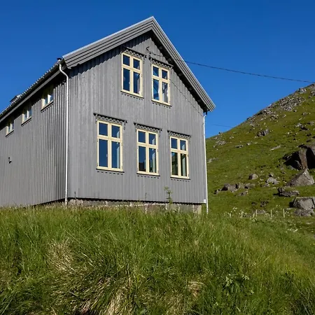 Med Flott Havutsikt Ved Hauklandstranden Hébergement de vacances