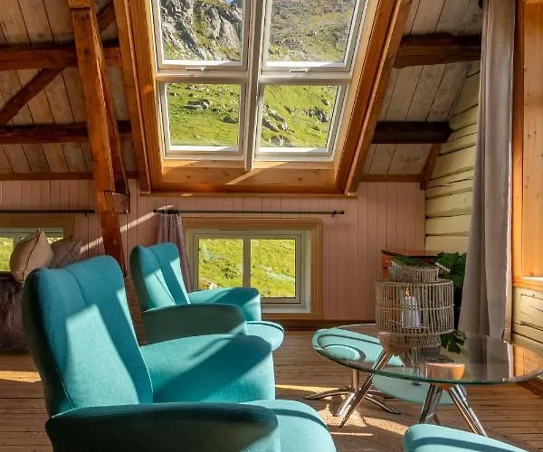 Med Flott Havutsikt Ved Hauklandstranden Holiday home Leknes