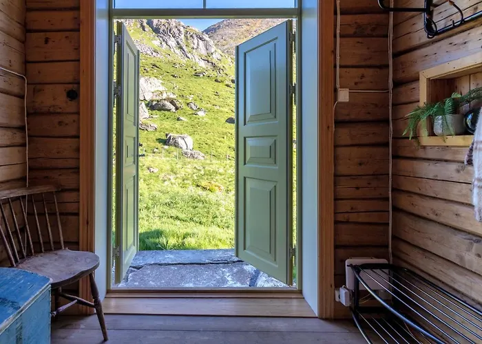 Med Flott Havutsikt Ved Hauklandstranden بيت للعطل *