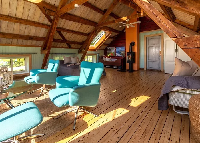 Med Flott Havutsikt Ved Hauklandstranden